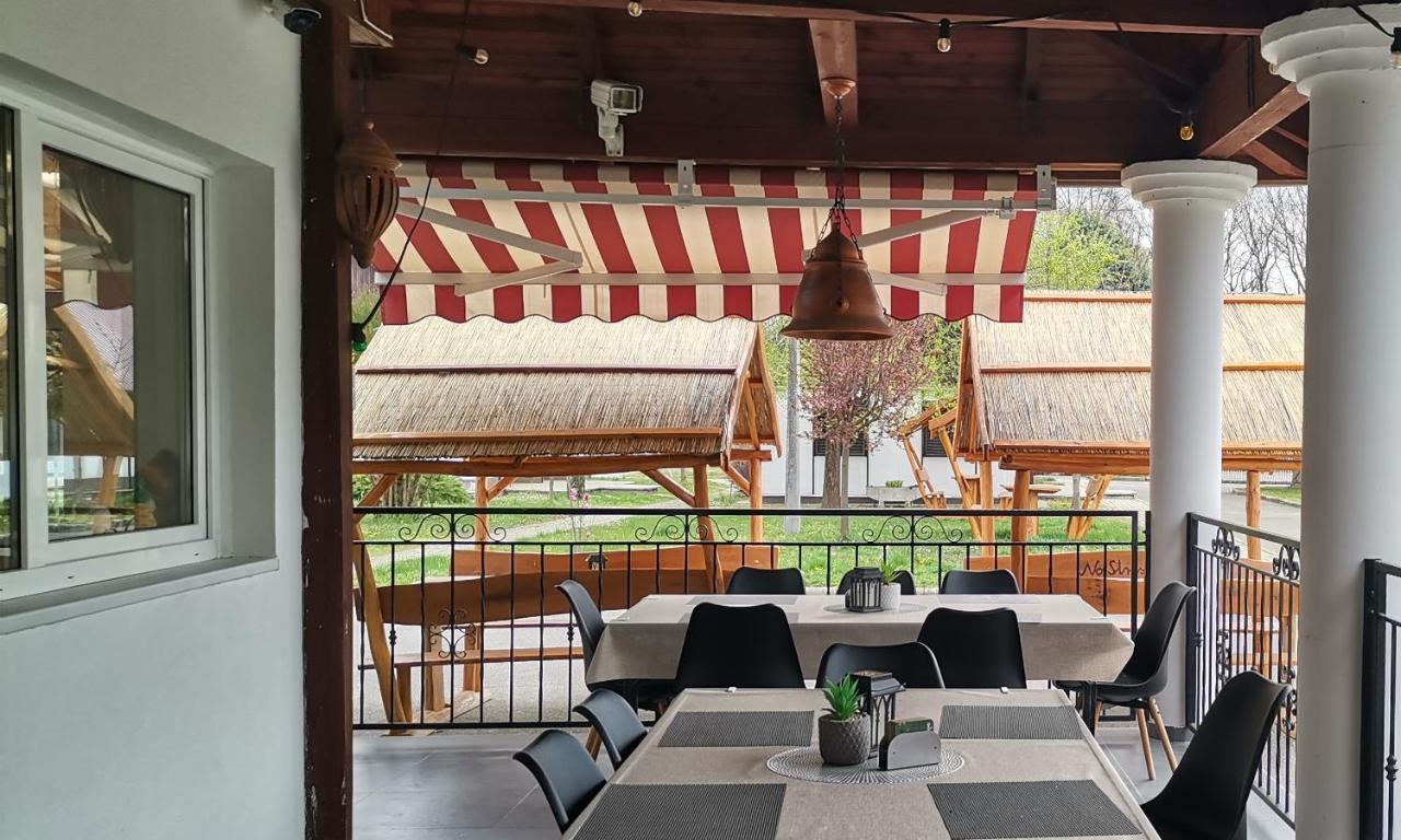 Bed and Breakfast No Stress Panzió-Pizzéria-Sporttábor Harkány Exterior foto
